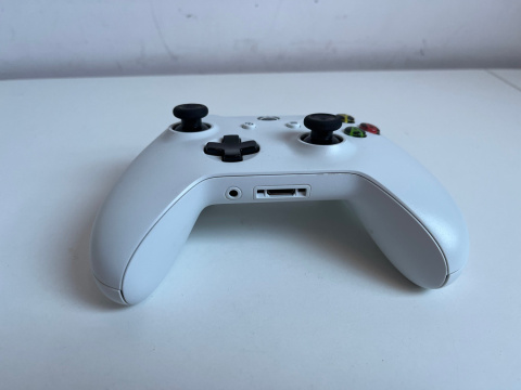 Xbox One S 1TB Xbox One S 1TB